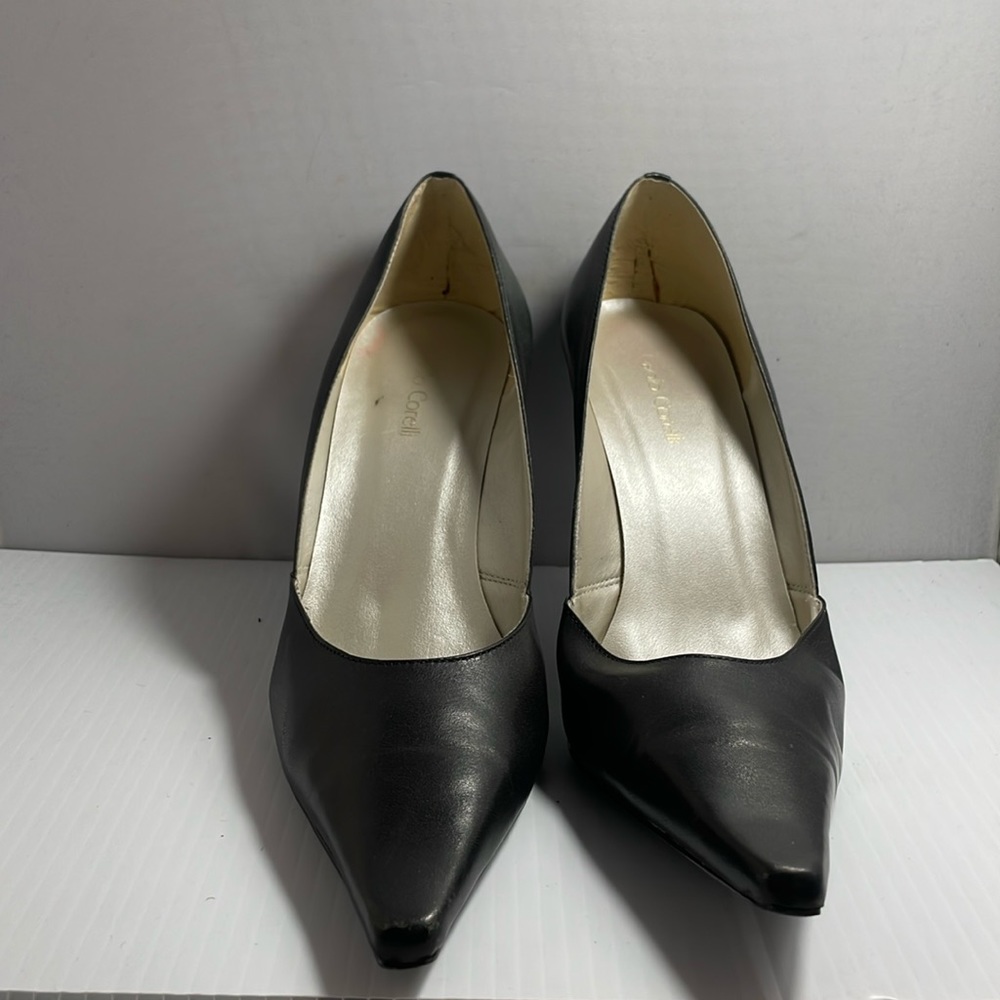 Paolo Corelli black pointed toe leather pumps size 8.5